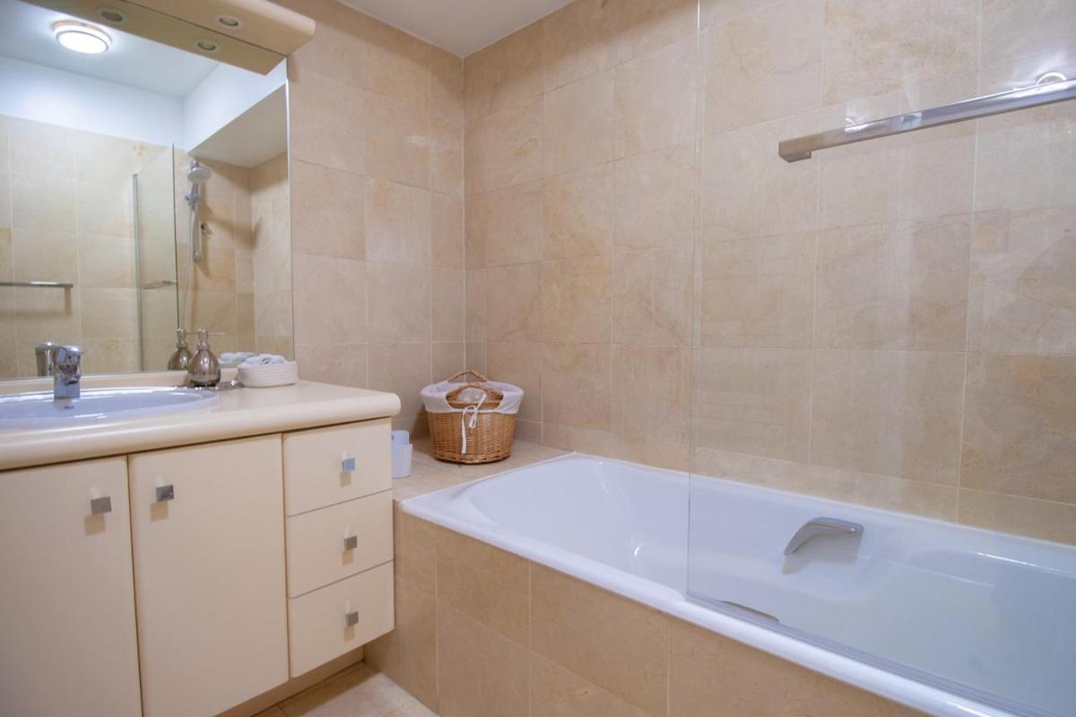 Apartment Elegante Evasion Dans Le Vibrant 11e Arrondissement - Longue Duree *