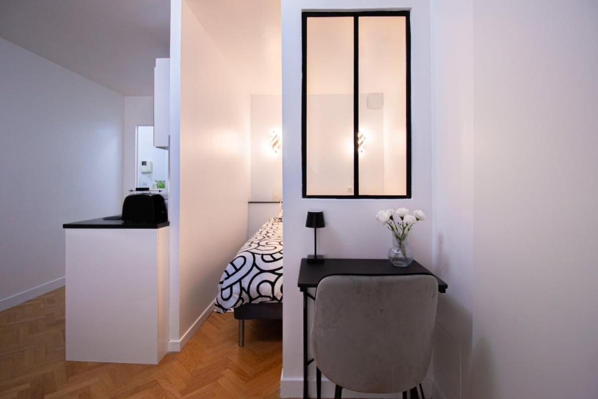 Apartment Elegante Evasion Dans Le Vibrant 11e Arrondissement - Longue Duree